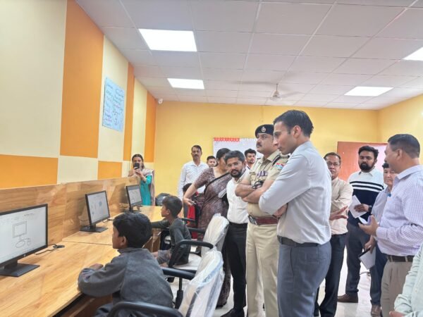 चाईल्ड फ्रेेडली संरचना व विशेषज्ञ शिक्षक सुविधाओं से शिक्षा की अलख जगाता; जिला प्रशासन का आधुनिक इंटेसिव केयर सेंटर 