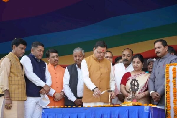 मुख्यमंत्री धामी ने टनकपुर में सहकारिता मेले का किया उद्घाटन