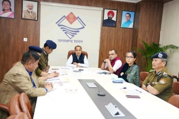 गृह सचिव शैलेश बगौली ने बॉर्डर क्षेत्रों में विशेष निगरानी रखने के दिए निर्देश 