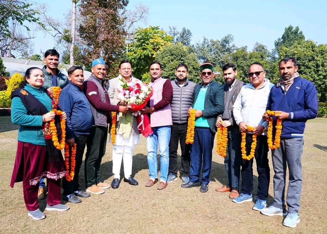 मुख्यमंत्री धामी का उपनल कर्मियों ने किया धन्यवाद