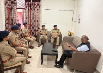 चारधाम यात्रा 2026 की तैयारियां तेज, श्रीनगर में सुरक्षा को लेकर हाई लेवल समीक्षा बैठक