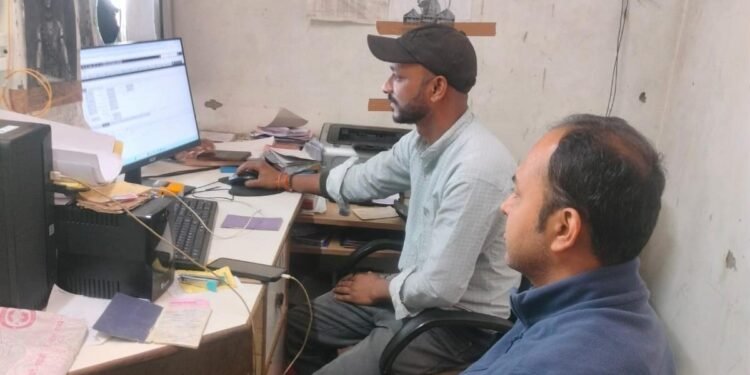 एलपीजी आपूर्ति व्यवस्था पर प्रशासन की कड़ी नजर… 04 गैस गोदामों का औचक निरीक्षण