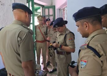 लैंसडाउन कोतवाली का अर्द्धवार्षिक निरीक्षण… व्यवस्थाओं को दुरुस्त रखने के निर्देश
