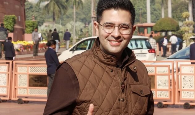 15 साल बाद AAP से अलग हुए राघव चड्ढा, कई सांसदों के साथ BJP जॉइन करने की तैयारी