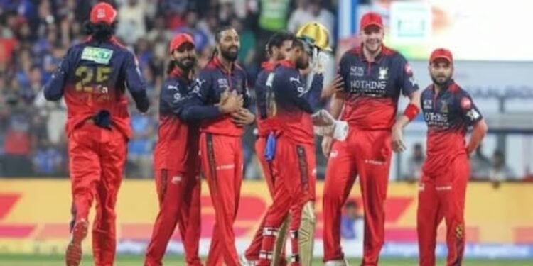 रदरफोर्ड की आतिशी पारी के बावजूद मुंबई इंडियंस को हार, आरसीबी की शानदार जीत