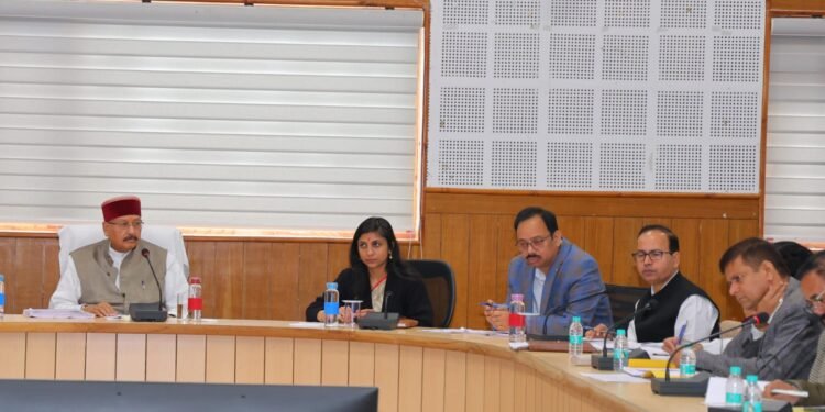 चौबट्टाखाल विधानसभा क्षेत्र के विकास कार्यों की समीक्षा, सतपाल महाराज ने अधिकारियों को दिए निर्देश