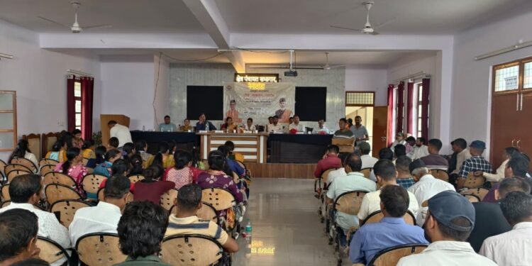 नैनीडांडा जनसेवा शिविर में 230 लाभार्थियों को मिला सरकारी योजनाओं का लाभ