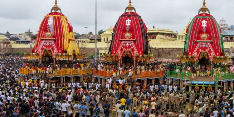 पुरी रथ यात्रा में भगदड़ जैसी…दम घुटने से एक श्रद्धालु की मौत, 100 से ज़्यादा घायल