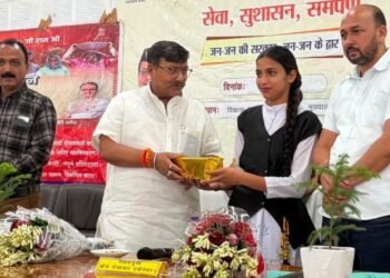 एकेश्वर जनसेवा शिविर में 123 लाभार्थियों को मिला सरकारी योजनाओं का लाभ… 51 शिकायतों का मौके पर निस्तारण