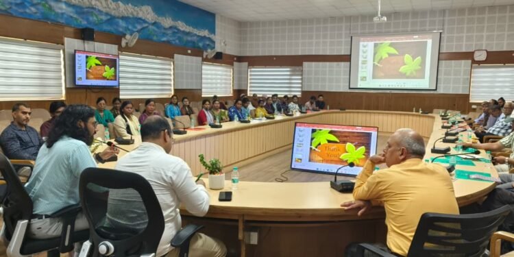 पॉलीहाउस खेती से बढ़ेगी किसानों की कमाई, पौड़ी में ऑफ-सीजन सब्जी उत्पादन का तीन दिवसीय प्रशिक्षण शुरू