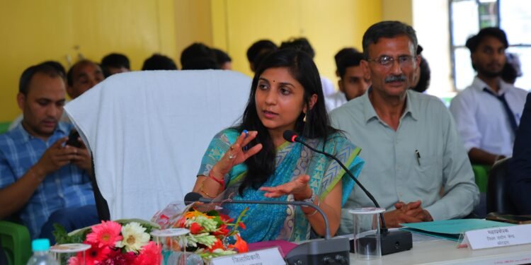 पौड़ी में युवाओं को मिलेगा रोजगार और स्टार्टअप का नया मंच, सभी कॉलेजों में होंगे उद्यमिता जागरूकता सत्र