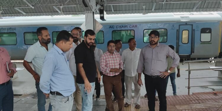 कोटद्वार के निर्माणाधीन नए रेलवे स्टेशन का निरीक्षण, अक्टूबर तक काम पूरा होने की उम्मीद