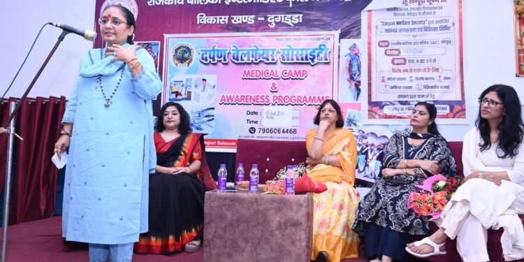 स्वस्थ बालिका, सशक्त भविष्य: कोटद्वार में छात्राओं के लिए लगा निःशुल्क स्वास्थ्य शिविर