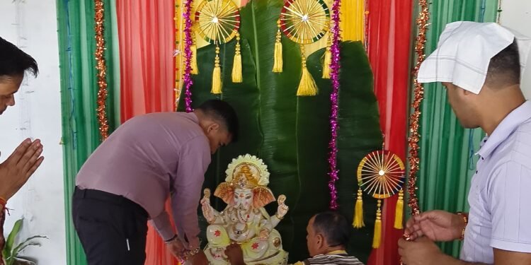 पौड़ी जिला कारागार में गणेश उत्सव का शुभारंभ, बंदियों ने की पूजा-अर्चना और आरती