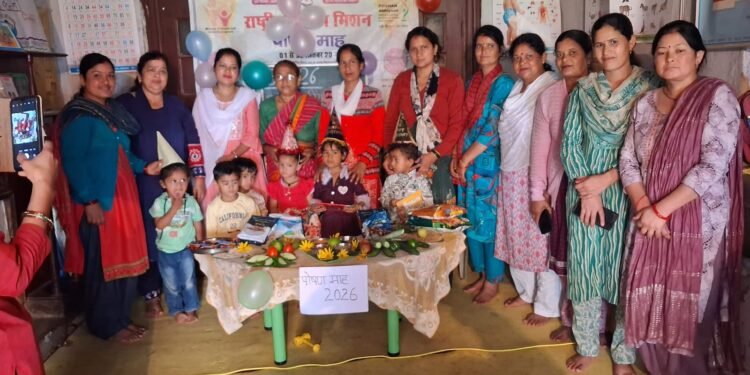 पौड़ी में पोषण माह के तहत आंगनबाड़ी केंद्रों पर जागरूकता अभियान, बच्चों का मनाया गया प्रवेशोत्सव