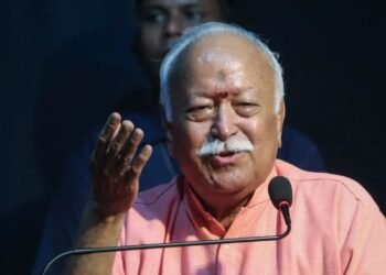 उज्जैन में मोहन भागवत ने समझाया ‘धर्म’ और ‘रिलीजन’ का फर्क, बोले- धर्म मुक्त करता है और सभी के कल्याण का मार्ग दिखाता है