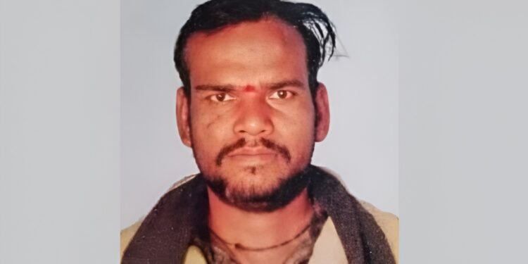 दमोह में दिल दहला देने वाली वारदात, पति ने पत्नी और तीन बच्चों की कुल्हाड़ी से हत्या की; आरोपी हिरासत में