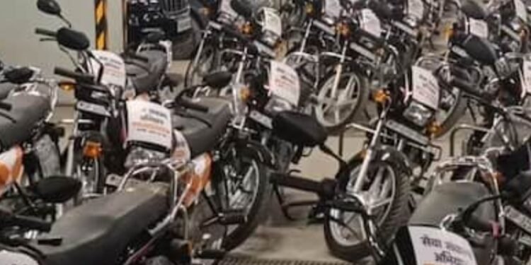 PM मोदी के जन्मदिन पर बड़ा आयोजन, वडनगर-वाराणसी से निकलेंगी ‘सेवा संकल्प’ बाइक यात्राएं