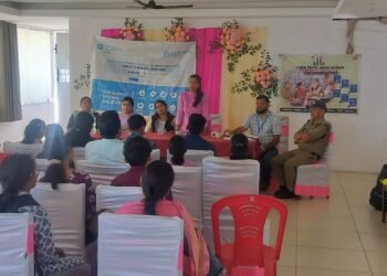 पौड़ी में साइबर ठगी से बचाव को लेकर पुलिस का जागरूकता अभियान, गांवों और स्कूलों में बताए कानून व सुरक्षा के उपाय