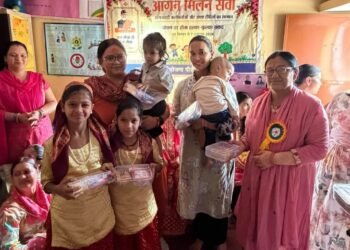 पोषण माह में महिलाओं और बच्चों के स्वास्थ्य पर जोर, गर्भवती महिलाओं-किशोरियों को बांटी गईं पोषण किट