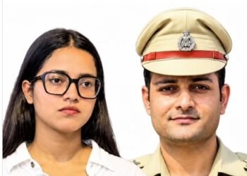 दिल्ली में महिला पत्रकार ने पुलिसकर्मी पर लगाया छेड़छाड़ का आरोप, वीडियो वायरल; शिकायत दर्ज कराने को लेकर थाने के बाहर हंगामा